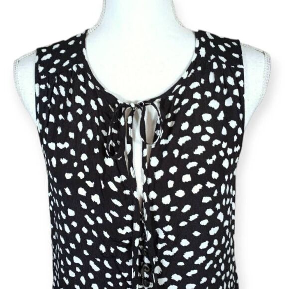 FOREVER 21 BLACK & WHITE ROMPER SZ.M NWT. - Picture 2 of 9